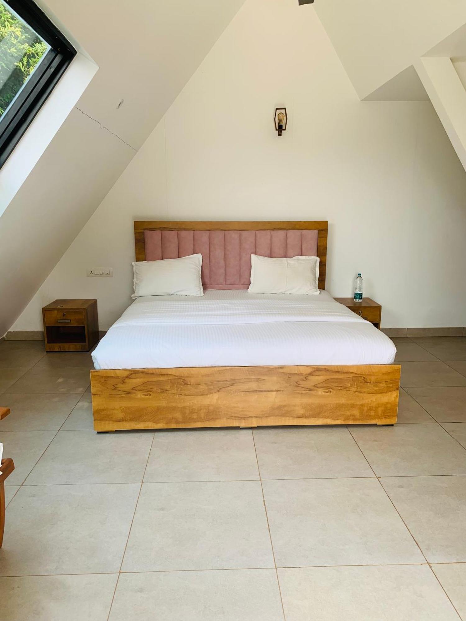 Bed and Breakfast Misty Hideout Kakkadampoyil Exteriér fotografie