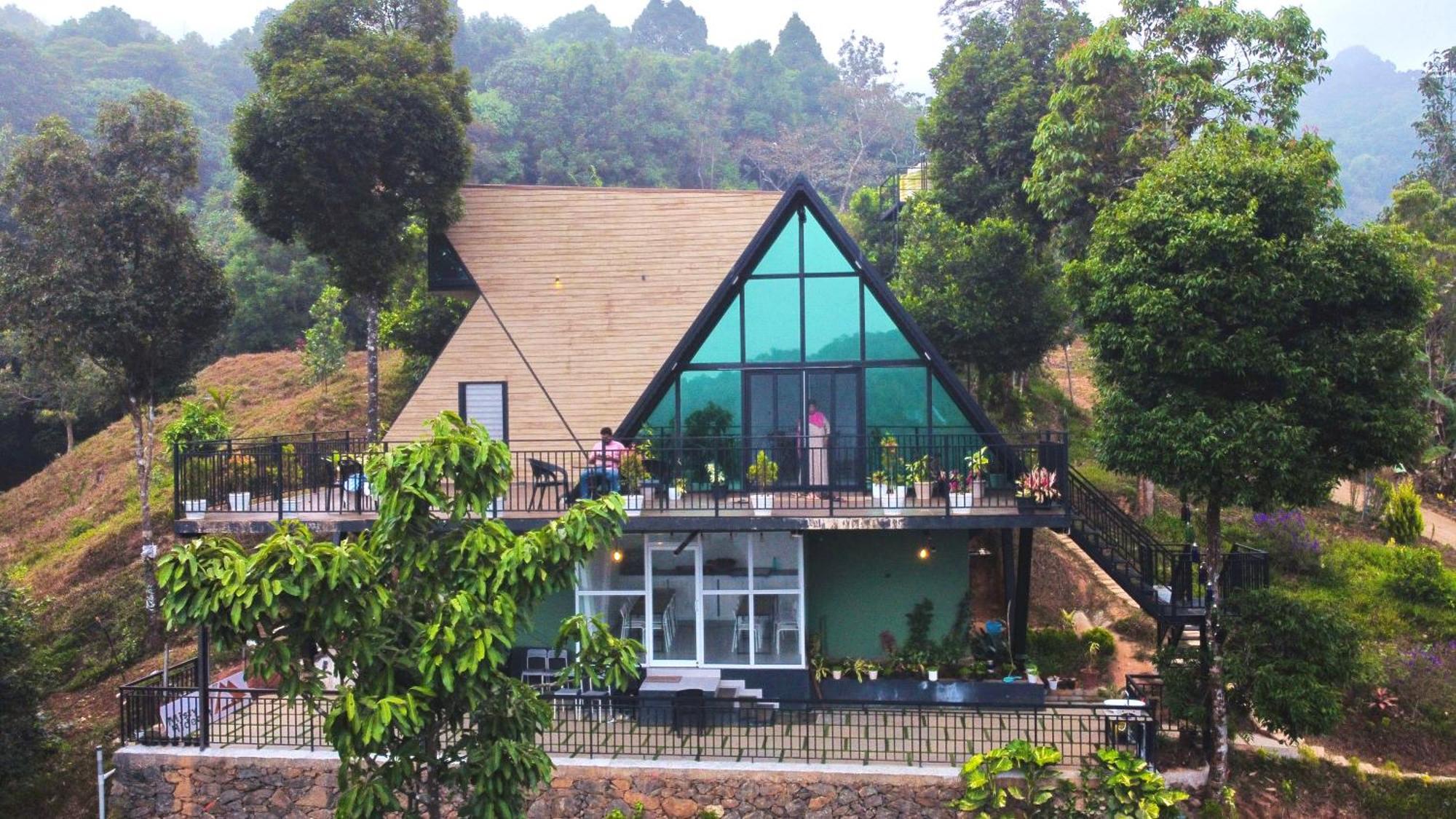 Bed and Breakfast Misty Hideout Kakkadampoyil Exteriér fotografie